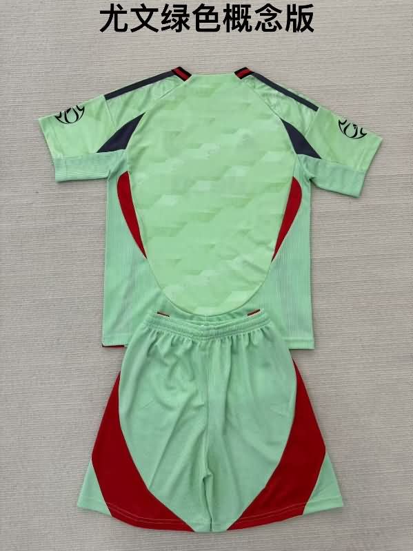 25/26 Juventus Green Kids Soccer Jersey And Shorts
