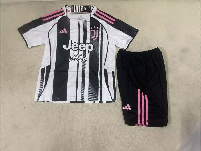 25/26 Juventus Home Kids Soccer Jersey And Shorts With Sponsor