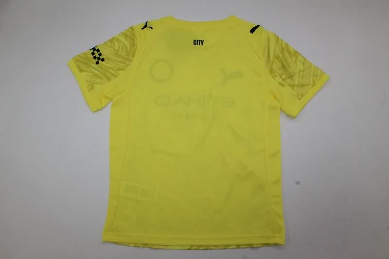 25/26 Manchester City Goalkeeper Yellow Kids Soccer Jersey And Shorts