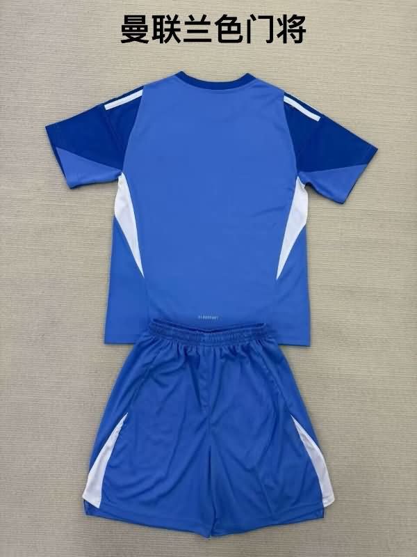 25/26 Manchester United Goalkeeper Blue Kids Soccer Jersey And Shorts Leaked