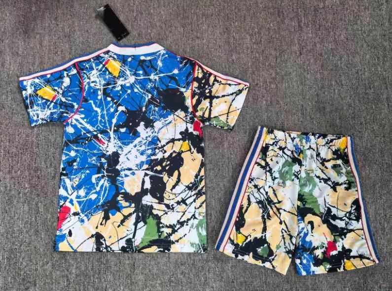 25/26 Manchester United Special Kids Soccer Jersey And Shorts 03