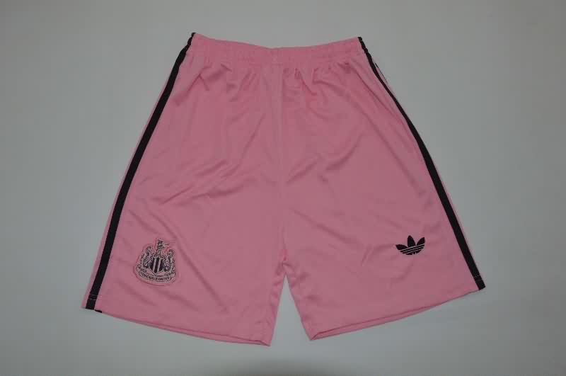25/26 Newcastle United Goalkeeper Pink Kids Soccer Jersey And Shorts