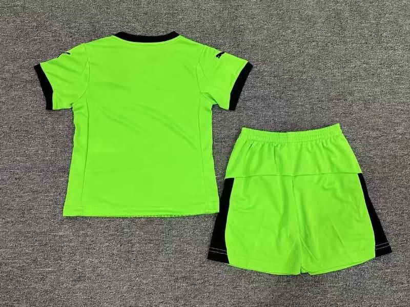 2025 Portugal Goalkeeper Green Kids Soccer Jersey And Shorts