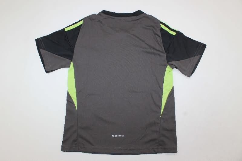 25/26 Real Madrid Goalkeeper Black Kids Soccer Jersey And Shorts
