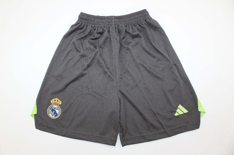 25/26 Real Madrid Goalkeeper Black Kids Soccer Jersey And Shorts