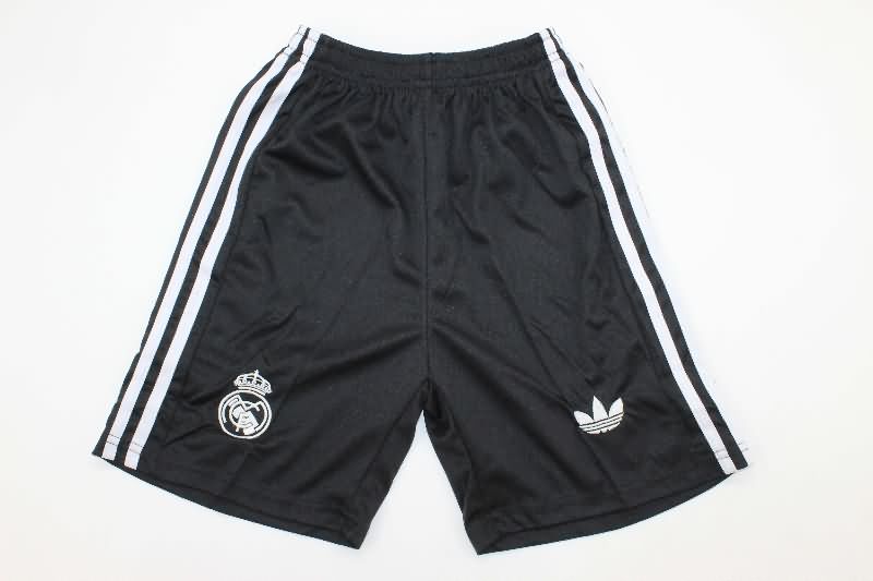 25/26 Real Madrid Goalkeeper Black Kids Soccer Jersey And Shorts Leaked