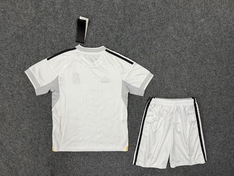 25/26 Real Madrid Home Kids Soccer Jersey And Shorts