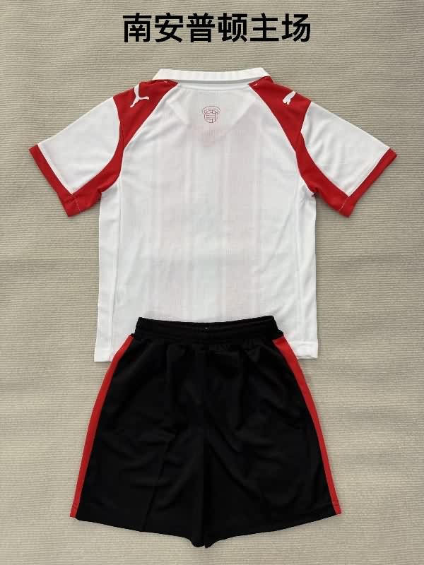 25/26 Southampton Home Kids Soccer Jersey And Shorts