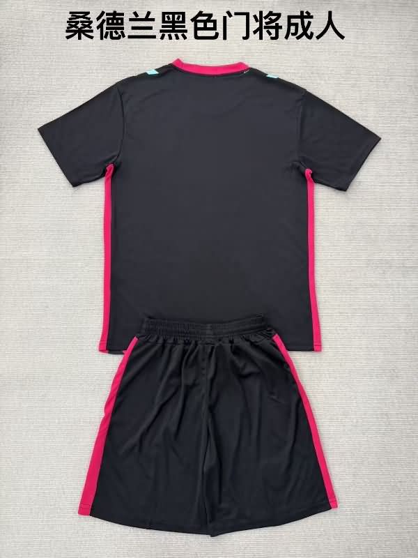 25/26 Sunderland Goalkeeper Black Kids Soccer Jersey And Shorts