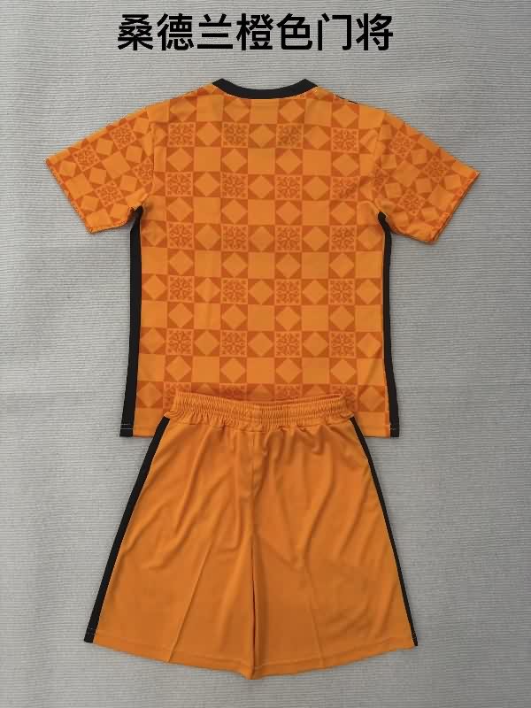 25/26 Sunderland Goalkeeper Orange Kids Soccer Jersey And Shorts