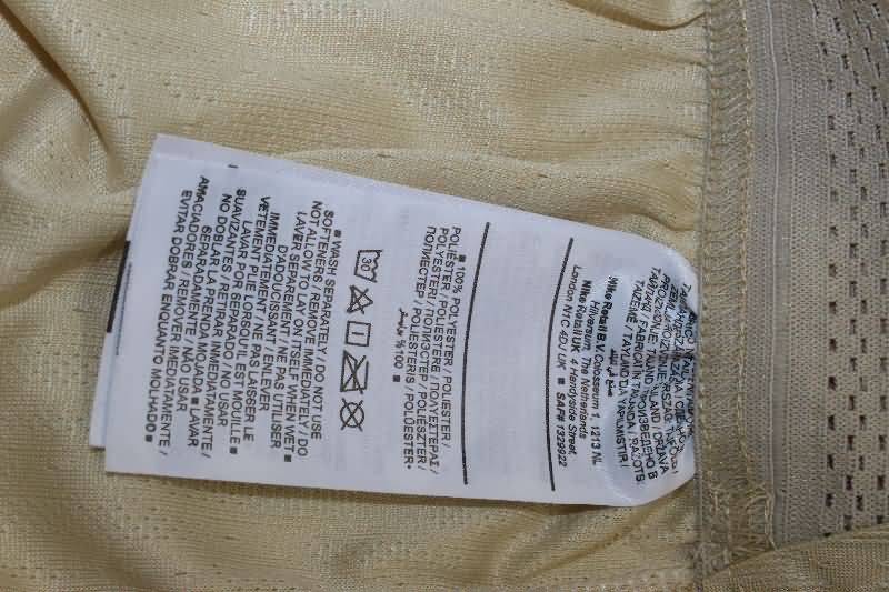 Thailand Quality(AAA) 25/26 Barcelona Away Soccer Shorts (Player)
