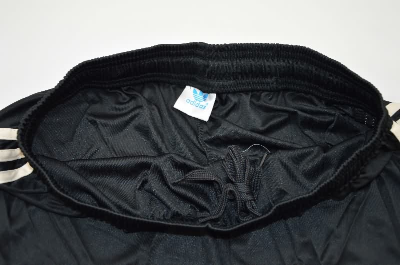 Thailand Quality(AAA) 25/26 Bayern Munich Third Soccer Shorts