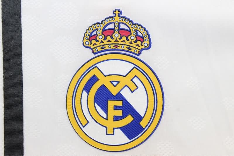 Thailand Quality(AAA) 2025/26 Real Madrid Home Soccer Shorts (Player)