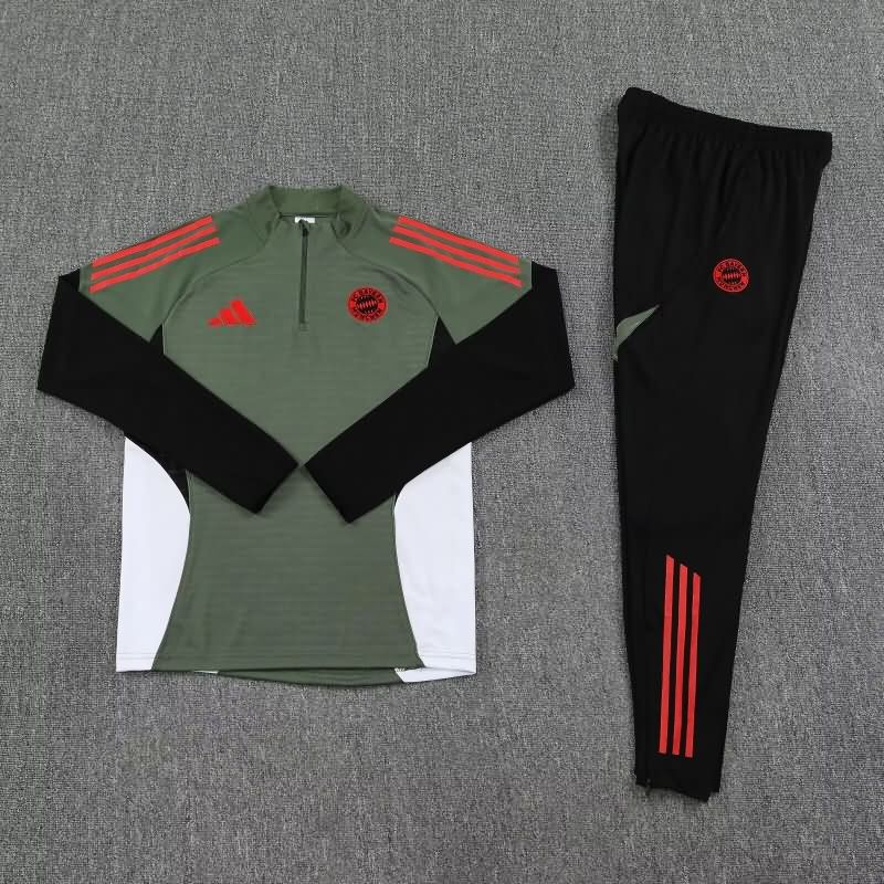 Thailand Quality(AAA) 25/26 Bayern Munich Dark Green Soccer Tracksuit