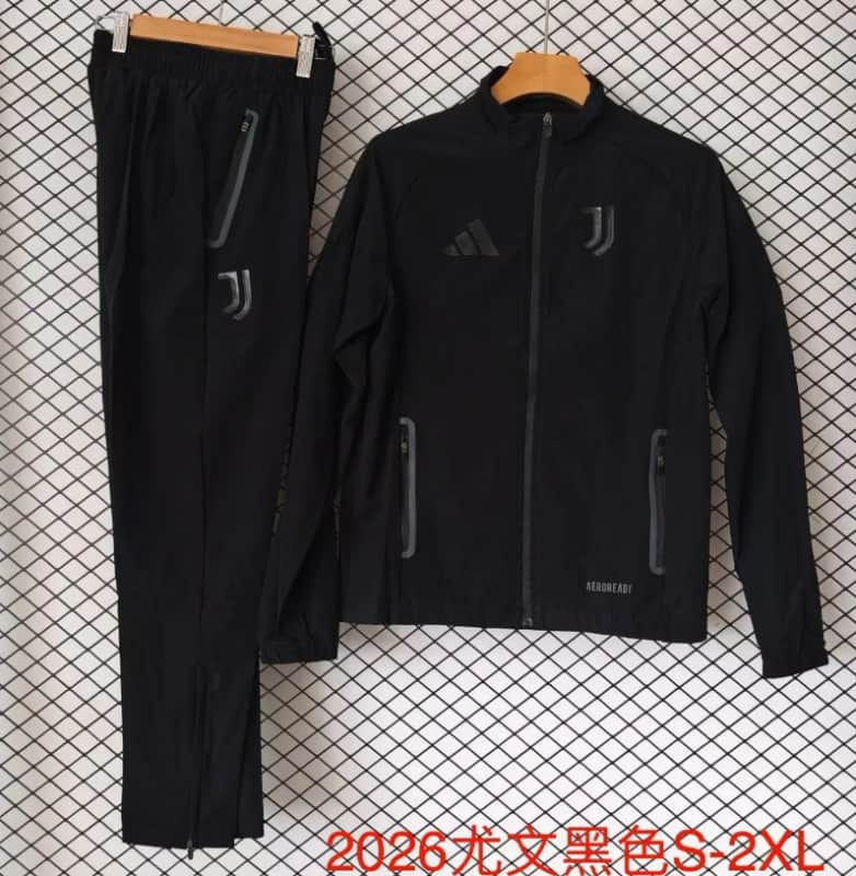 Thailand Quality(AAA) 25/26 Juventus Black Soccer Tracksuit 06