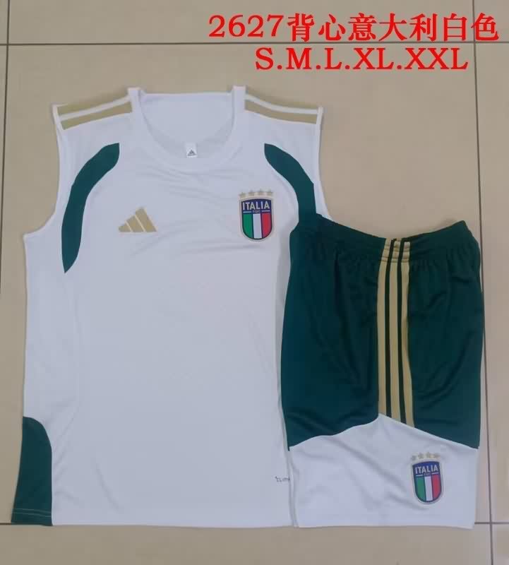 Thailand Quality(AAA) 2026 Italy White Soccer Training Sets 02