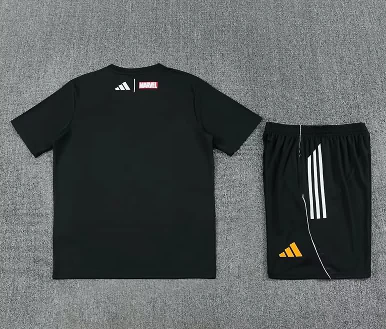 Thailand Quality(AAA) 25/26 Real Madrid Black Soccer Training Sets 03