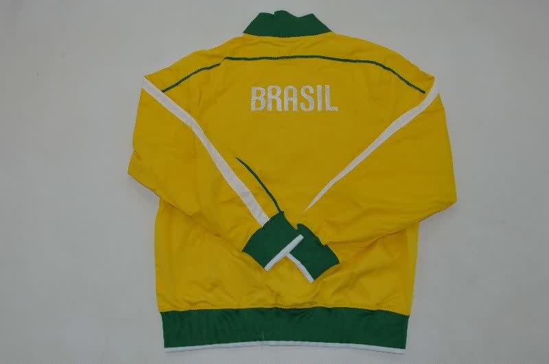 Thailand Quality(AAA) 2025 Brazil Yellow Soccer Windbreaker