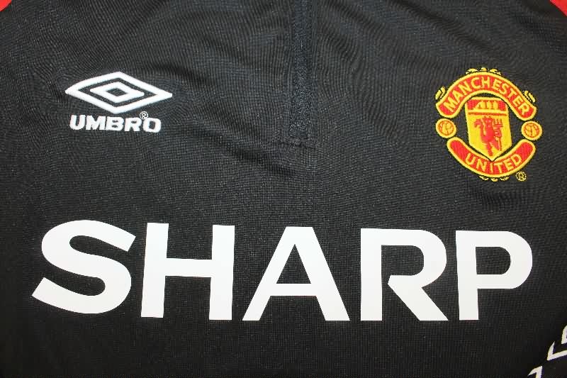 Thailand Quality(AAA) 1998/99 Manchester United Black Soccer Sweater