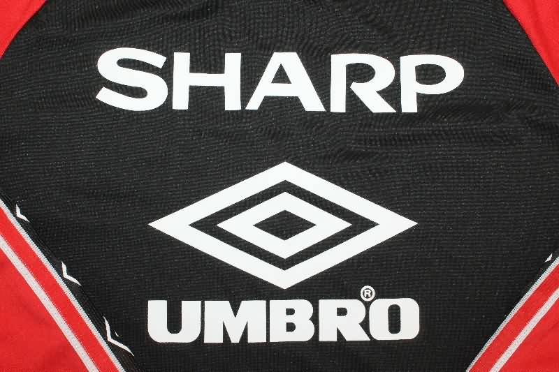 Thailand Quality(AAA) 1998/99 Manchester United Black Soccer Sweater