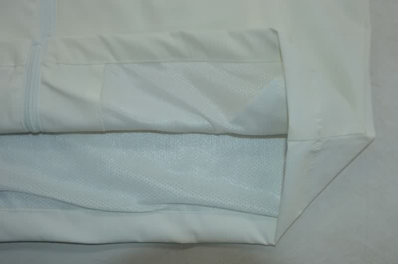 Thailand Quality(AAA) 2026 Spain Beige Soccer Windbreaker