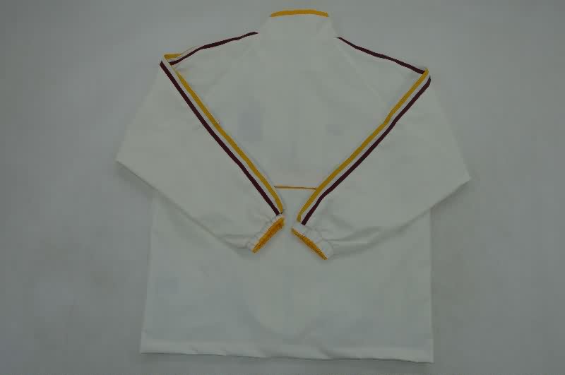 Thailand Quality(AAA) 2026 Spain Beige Soccer Windbreaker