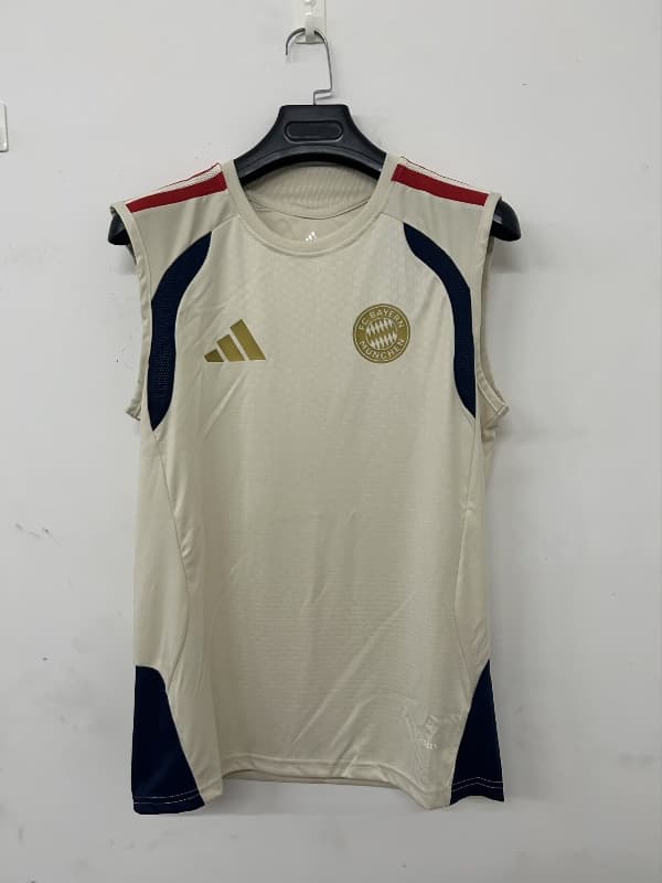 Thailand Quality(AAA) 26/27 Bayern Munich Training Vest Soccer Jersey