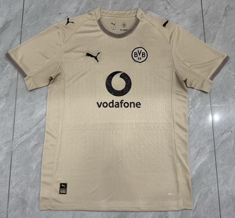 Thailand Quality(AAA) 26/27 Dortmund Goalkeeper Light Yellow Soccer Jersey Thailand Quality(AAA) 26/27 Dortmund Goalkeeper Light Yellow Soccer Jersey
