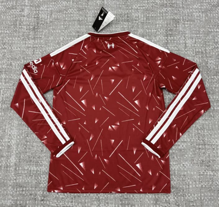 Thailand Quality(AAA) 26/27 Liverpool Home Long Sleeve Soccer Jersey (Leaked)