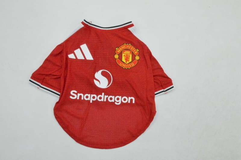 Thailand Quality(AAA) 26/27 Manchester United Home Pet Soccer Jersey