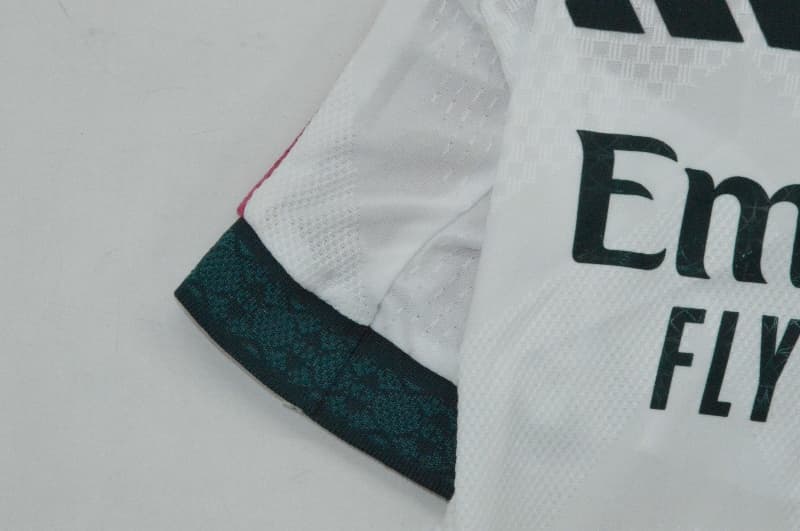 Thailand Quality(AAA) 26/27 Real Madrid Home Pet Soccer Jersey