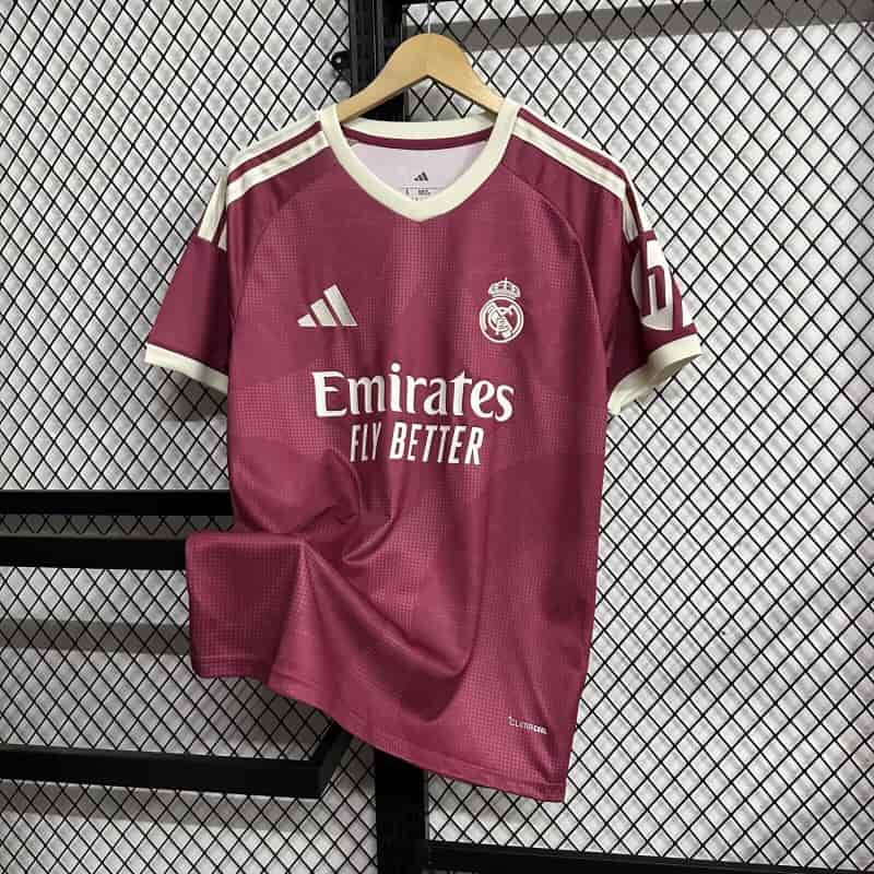 Thailand Quality(AAA) 26/27 Real Madrid Third Soccer Jersey (Leaked)