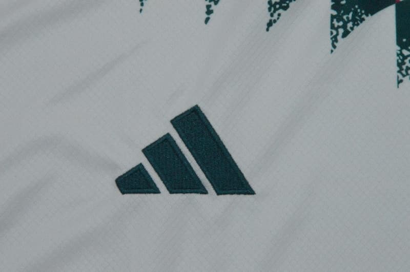 Thailand Quality(AAA) 26/27 Real Madrid Training Soccer Jersey 02