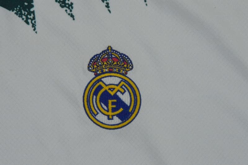 Thailand Quality(AAA) 26/27 Real Madrid Training Soccer Jersey 02