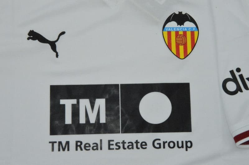 Thailand Quality(AAA) 26/27 Valencia Home Soccer Jersey