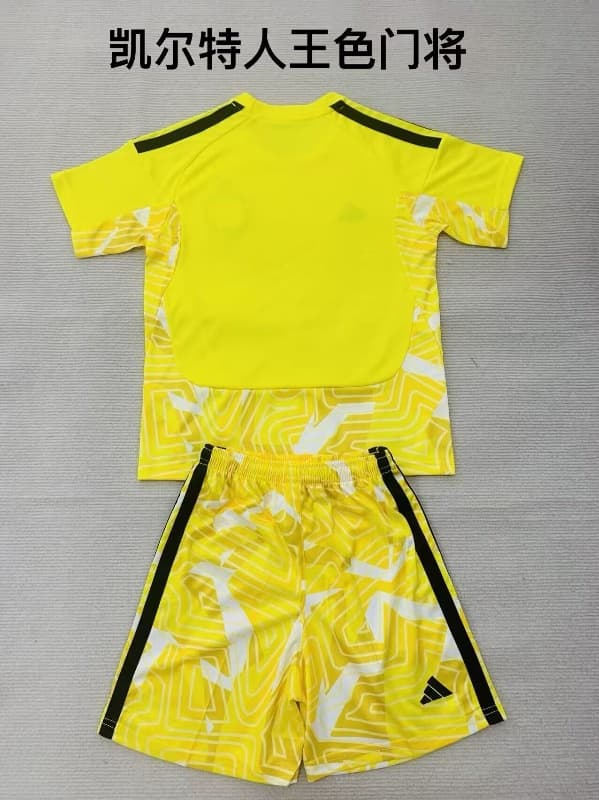 26/27 Celtic Goalkeeper Yellow Kids Soccer Jersey And Shorts