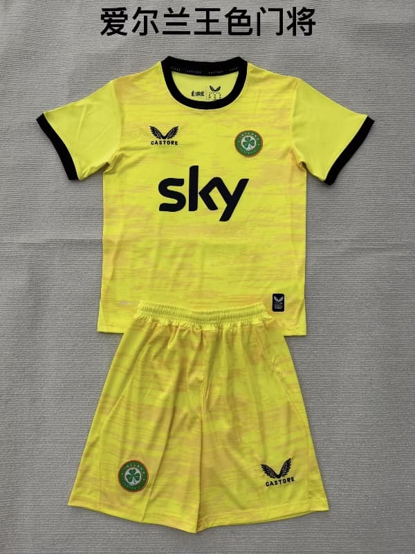 2026 Ireland Goalkeeper Yellow Kids Soccer Jersey And Shorts