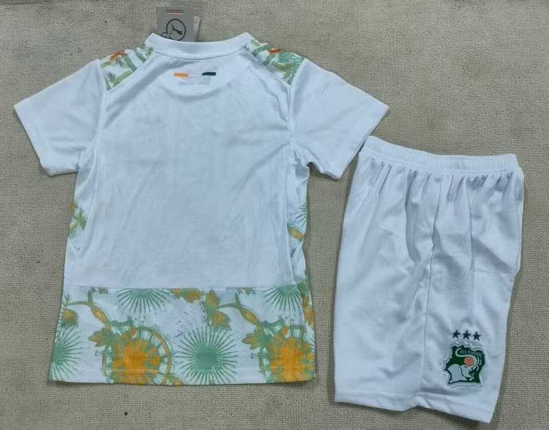 2026 Ivory Away Kids Soccer Jersey And Shorts