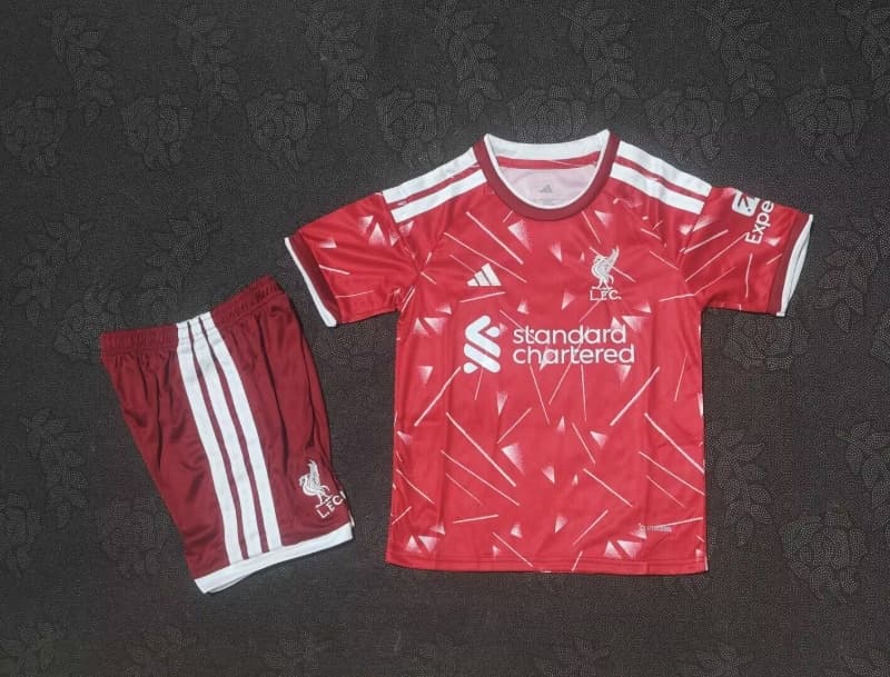 26/27 Liverpool Home Kids Soccer Jersey And Shorts (Leaked)