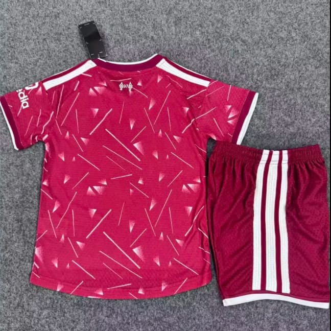 26/27 Liverpool Home Kids Soccer Jersey And Shorts (Player) Leaked