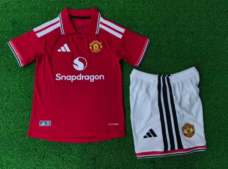 26/27 Manchester United Home Kids Soccer Jersey And Shorts (Player)Leaked