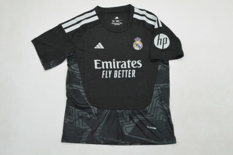 26/27 Real Madrid Goalkeeper Black Kids Soccer Jersey And Shorts