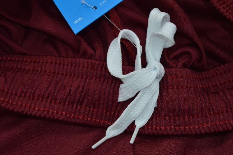 Thailand Quality(AAA) 2026 Spain Away Soccer Shorts