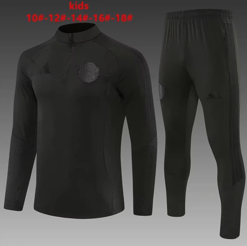 Kids - Thailand Quality(AAA) 26/27 Manchester United Black Soccer Tracksuit Kids - Thailand Quality(AAA) 26/27 Manchester United Black Soccer Tracksuit
