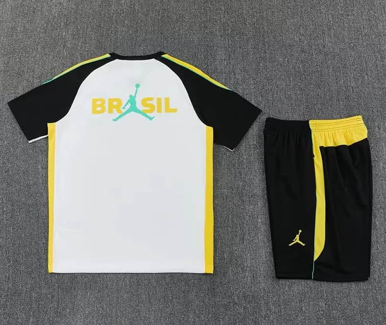 Thailand Quality(AAA) 2026 Brazil White Soccer Training Sets