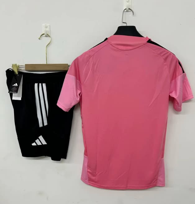 Thailand Quality(AAA) 2026 Inter Miami Pink Soccer Training Sets