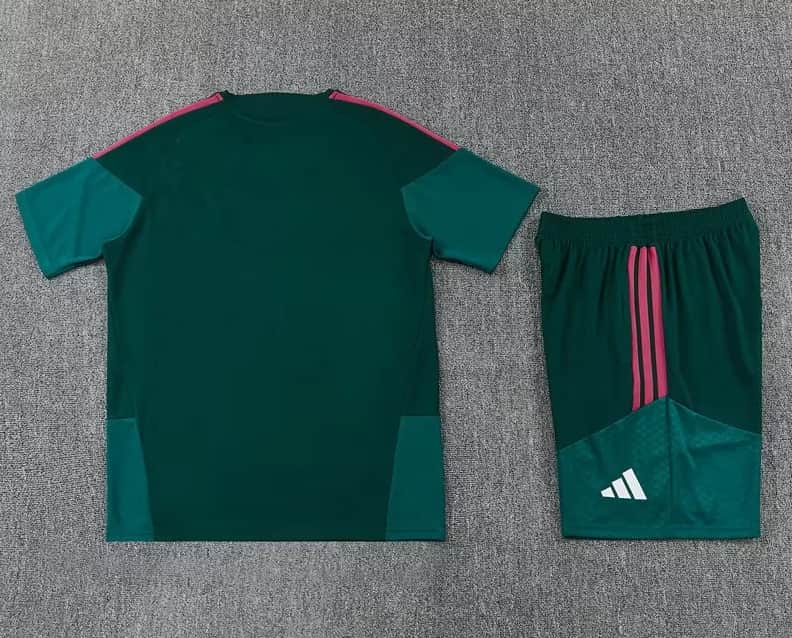 Thailand Quality(AAA) 26/27 Real Madrid Green Soccer Training Sets