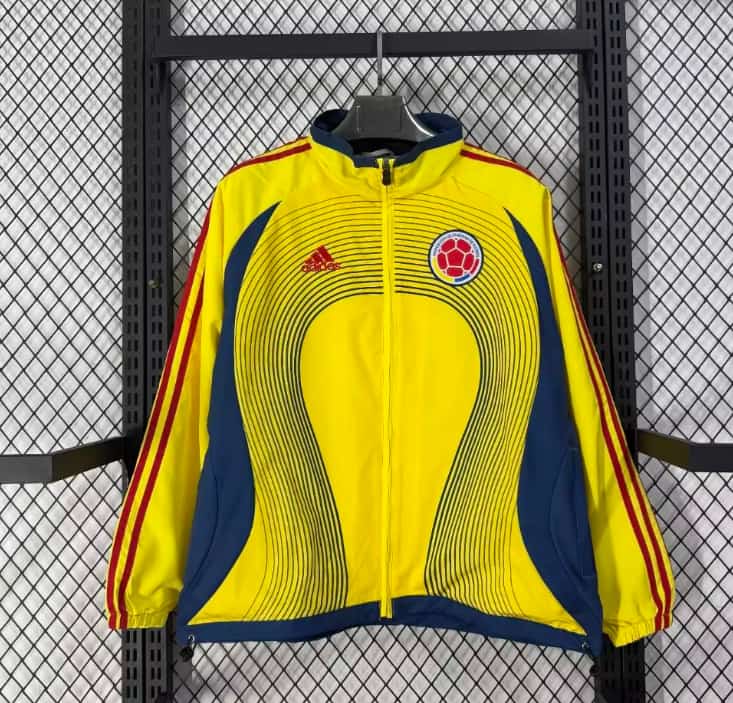Thailand Quality(AAA) 2026 Colombia Yellow Soccer Windbreaker