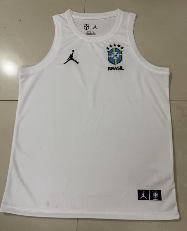 Thailand Quality(AAA) 2026 Brazil Training Vest Soccer Jersey 02