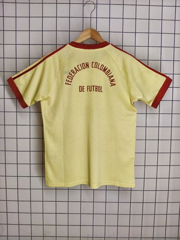 Thailand Quality(AAA) 2026 Colombia Yellow Soccer Jersey 02